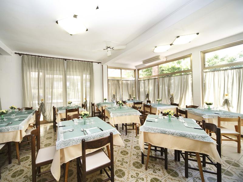Hotel Villa Del Sole Rimini Eksteriør bilde