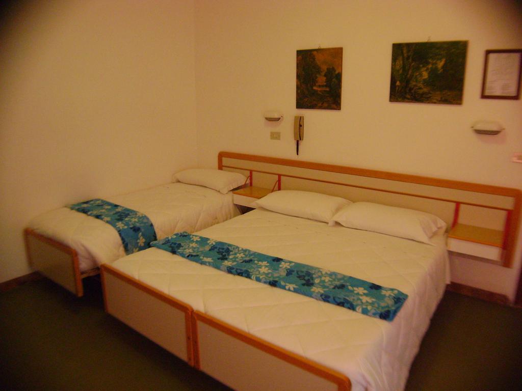 Hotel Villa Del Sole Rimini Eksteriør bilde