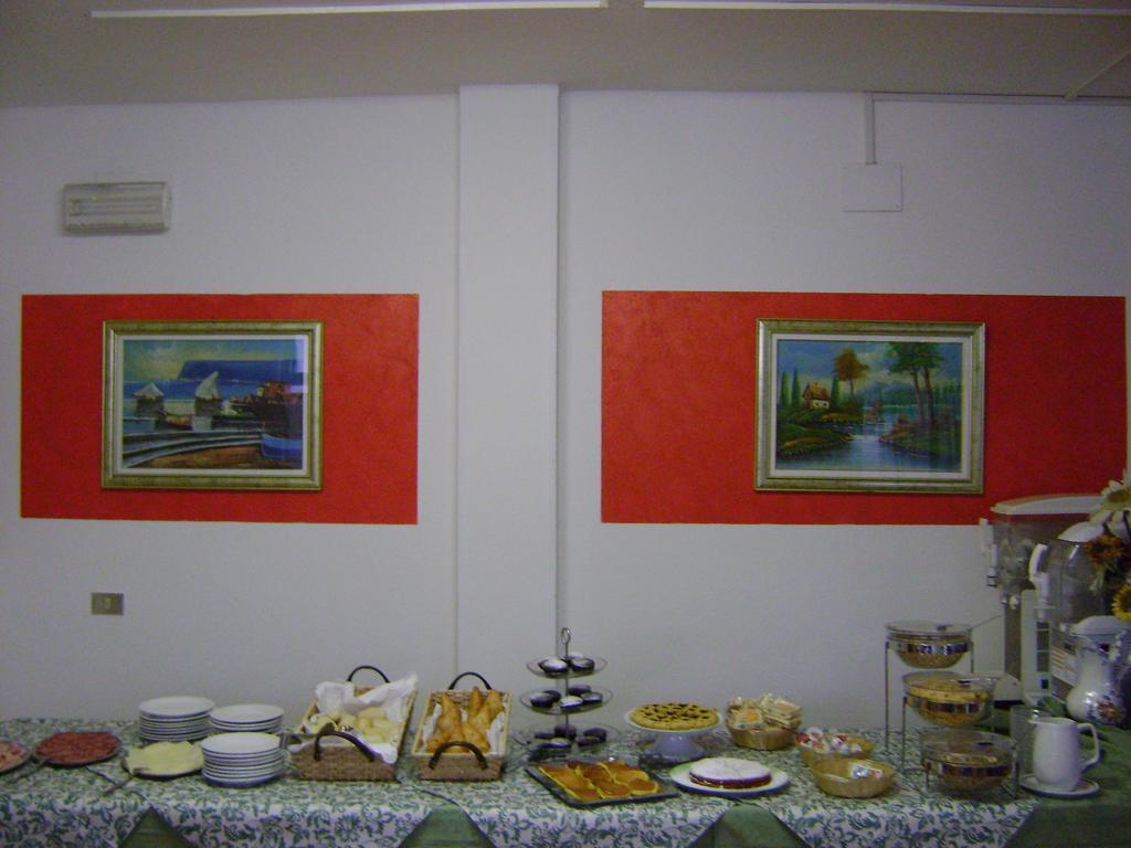 Hotel Villa Del Sole Rimini Eksteriør bilde